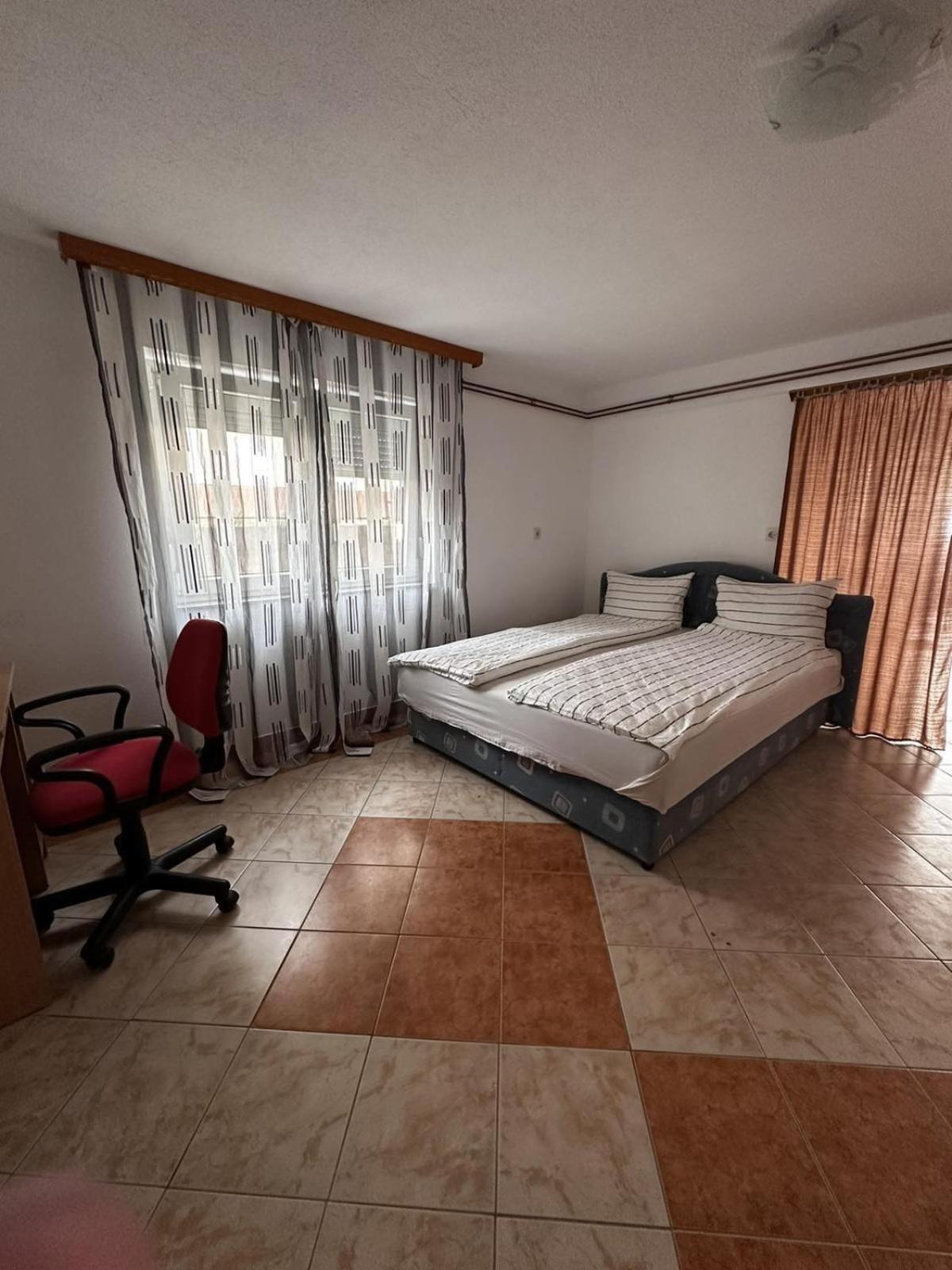 Apartman Dijana Banja Luka Esterno foto